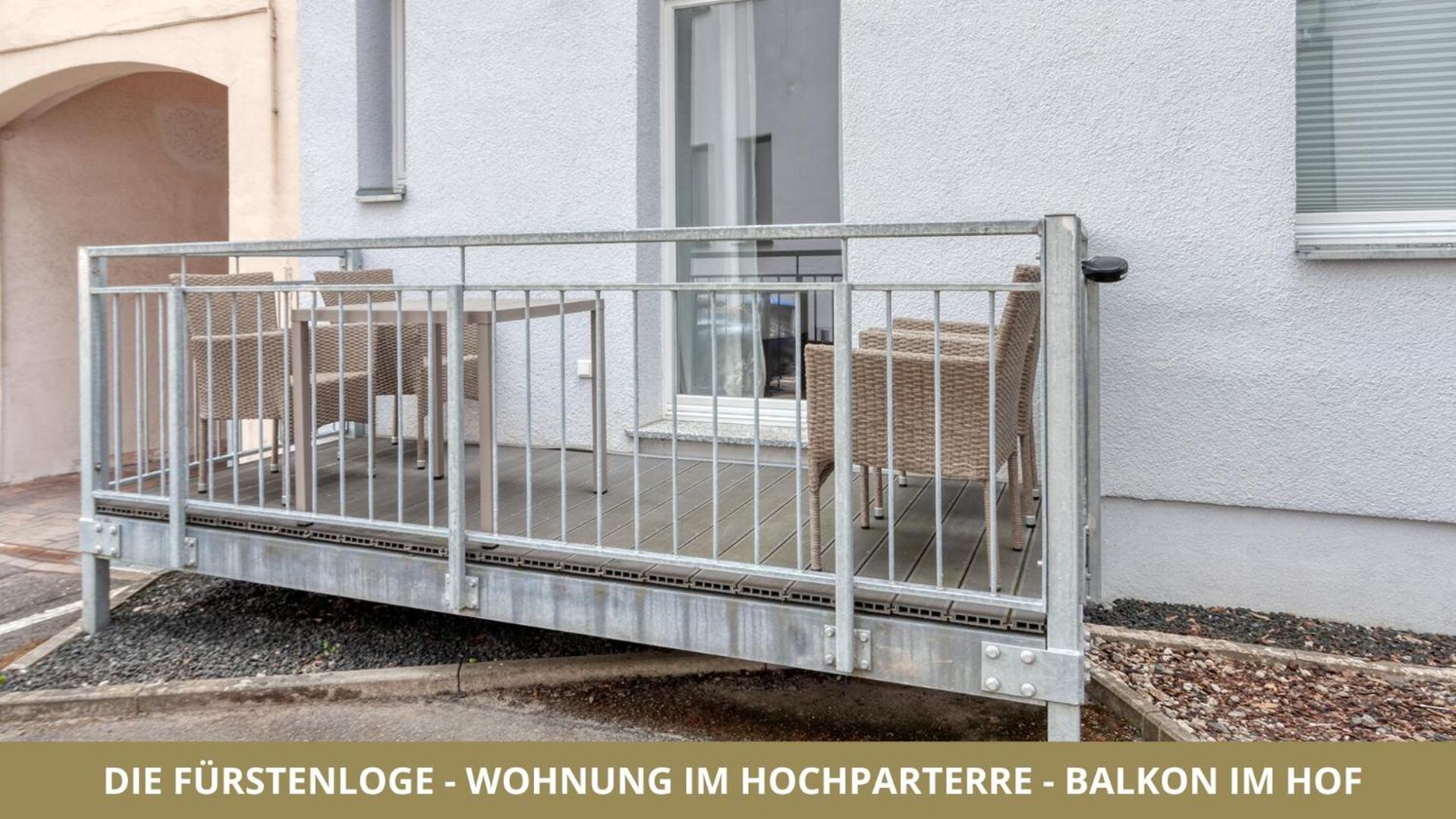 Neu Fewo Fuerstenloge 1-6 Pers Hinter Dem Markgraeflichen Opernhaus - 2 Schlafzimmer Mit Boxspringbetten 4 Einzel Oder 2 Doppelbetten, Balkon Und Einbaukueche, Barrierearm Bayreuth Exterior foto